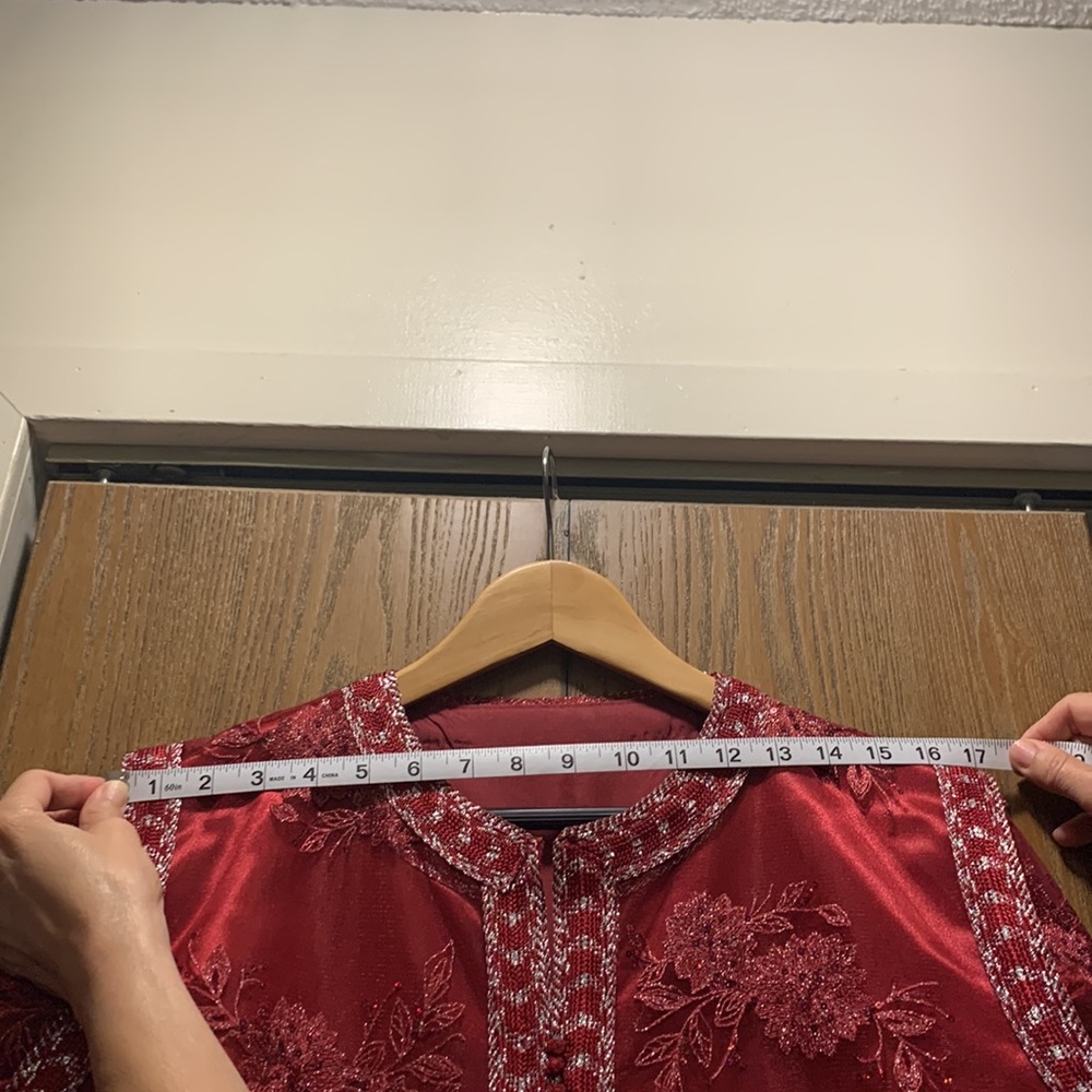 Women’s Burgundy 2 Piece Abaya(measurements in photos) - Picture 8 of 11